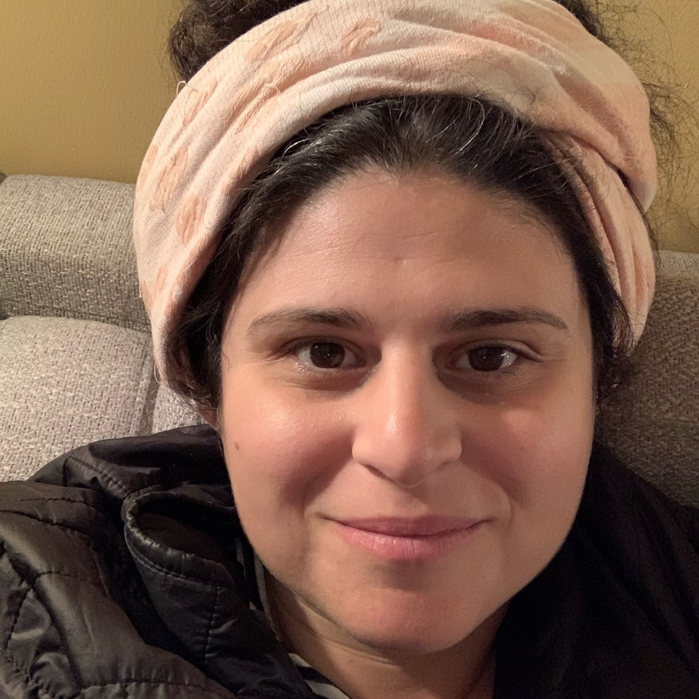 Meet your Posher, Olivia